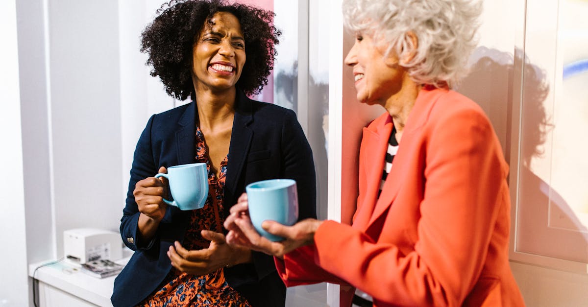 entdecken sie inspirierende geschichten und einblicke zu frauen in der geschäftswelt. erfahren sie, wie weibliche führungskräfte innovative wege finden, um in der wirtschaft erfolgreich zu sein und barrieren zu überwinden.