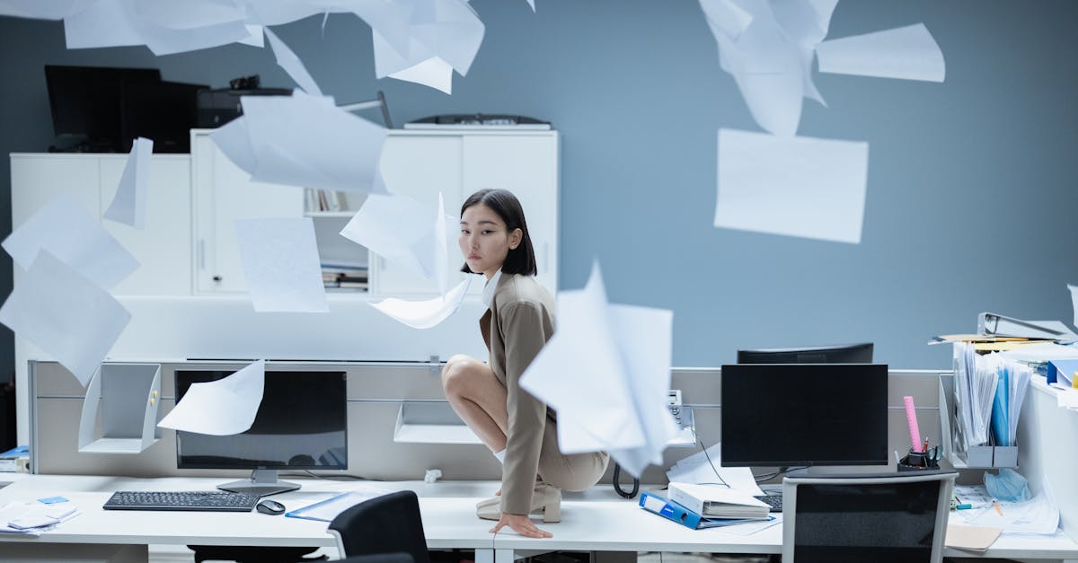 entdecken sie inspirierende geschichten und wertvolle tipps über frauen in der berufswelt. erfahren sie mehr über karrierechancen, herausforderungen und erfolge von frauen in verschiedenen branchen.
