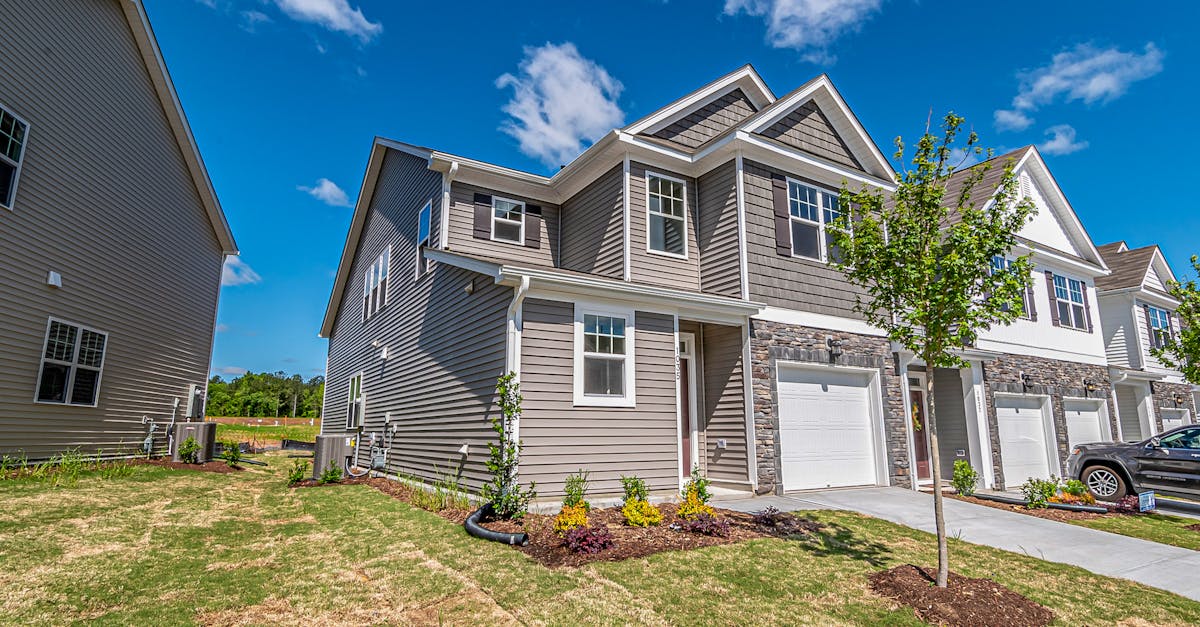 erfahren sie mehr über das immobilienrecht und seine wesentlichen aspekte. wir bieten umfassende informationen zu rechtlichen fragen rund um immobilienkäufe, mietverträge und immobilienverwaltung. schützen sie ihre interessen mit rechtlichem fachwissen.