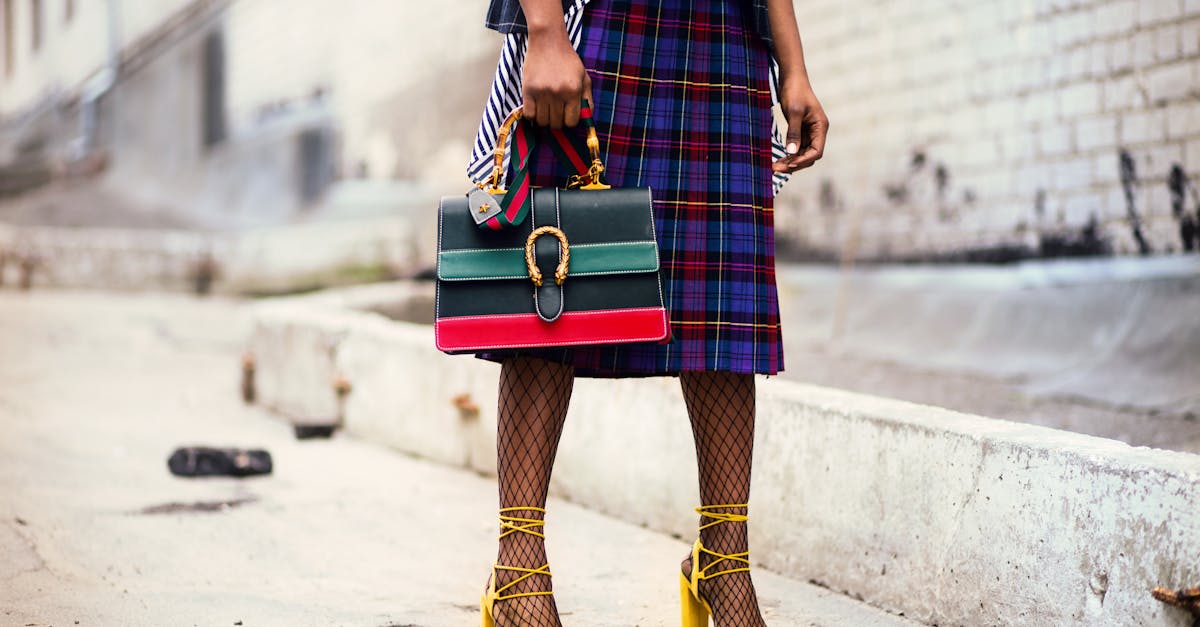 entdecken sie die neuesten modetrends, inspirierende outfits und exklusive tipps rund um fashion. bleiben sie stilvoll mit aktuellen kollektionen und mode-highlights für jede saison.