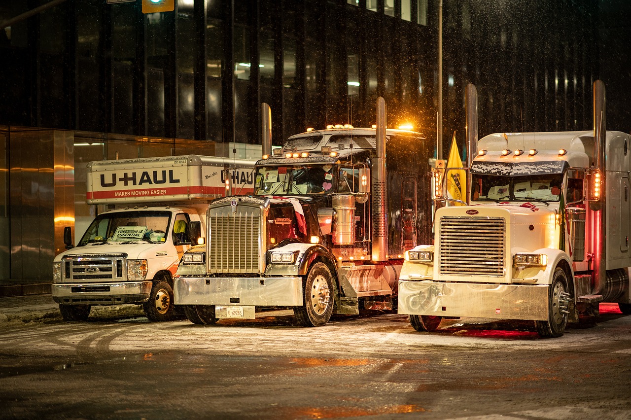 September 2025 im Gesprächsraum der Hansestadt: Monatsfokus auf „Demokratie und Vielfalt