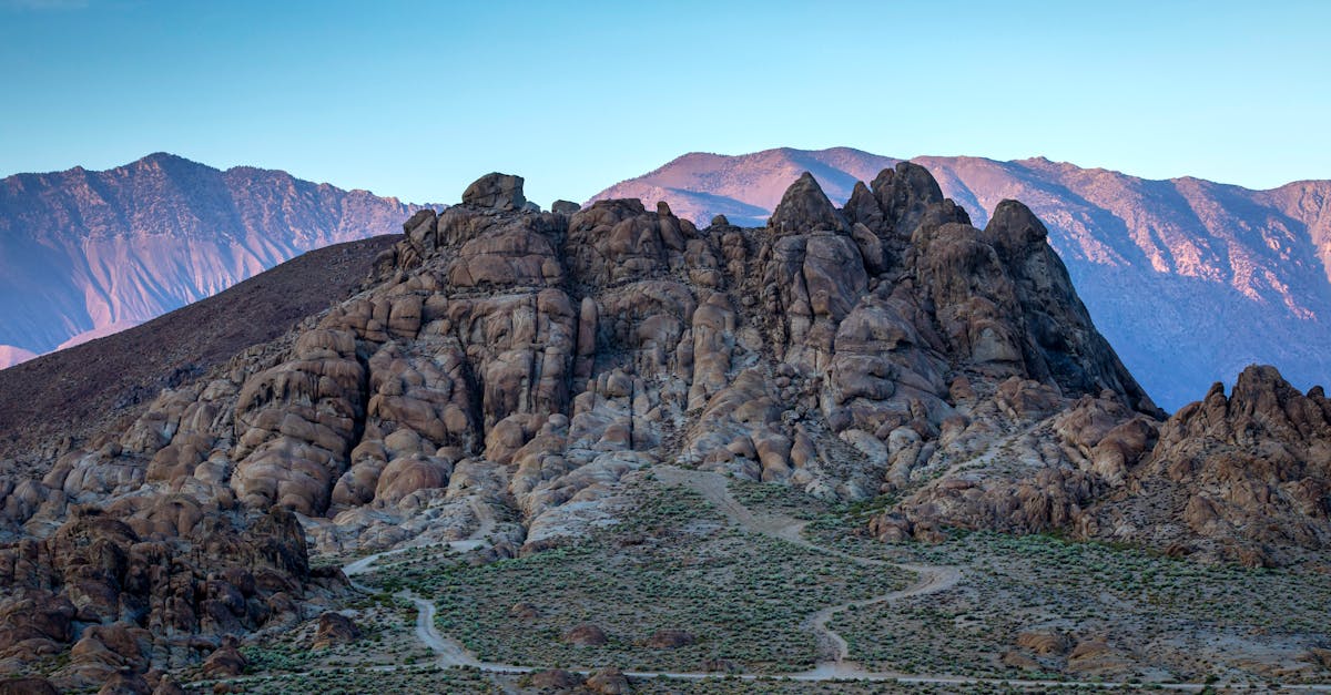 entdecken sie die aufregendsten reiseabenteuer! erleben sie unvergessliche aktivitäten in atemberaubenden landschaften, von wanderungen in den alpen bis zu safari-touren in afrika. ihre nächste abenteuerreise wartet!