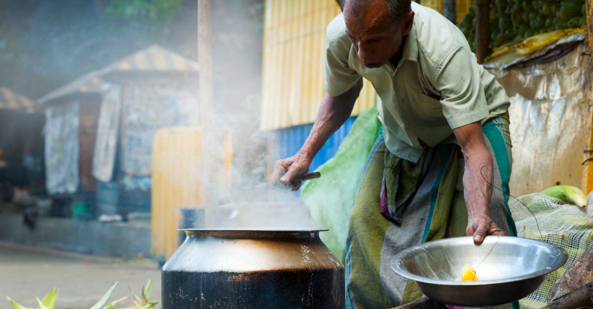 entdecken sie die besten kochtechniken, um ihre kulinarischen fähigkeiten zu verbessern. von grillen über sautieren bis zum sous-vide-garen – lernen sie, wie sie köstliche gerichte zubereiten können!