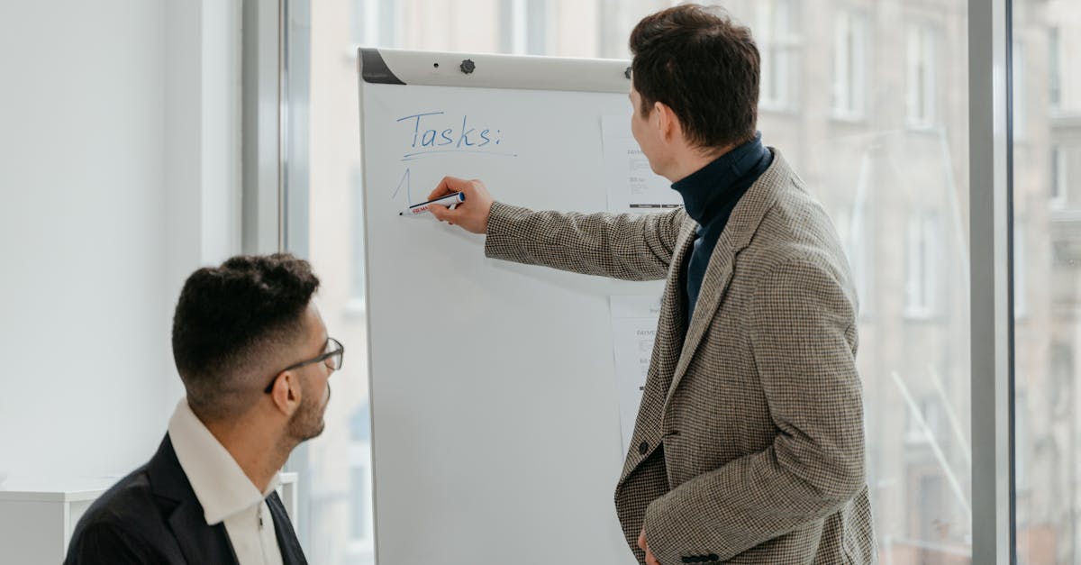 entdecken sie effektive strategien zur verwaltung ihrer persönlichen finanzen. lernen sie, wie sie budgets erstellen, schulden abbauen und ihr geld erfolgreich investieren können.