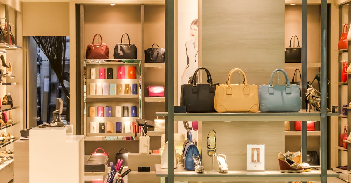 entdecken sie die neuesten trends in der modewelt! von eleganter kleidung bis hin zu stilvollen accessoires – lassen sie sich von unserer vielfältigen auswahl inspirieren und finden sie ihren individuellen stil!