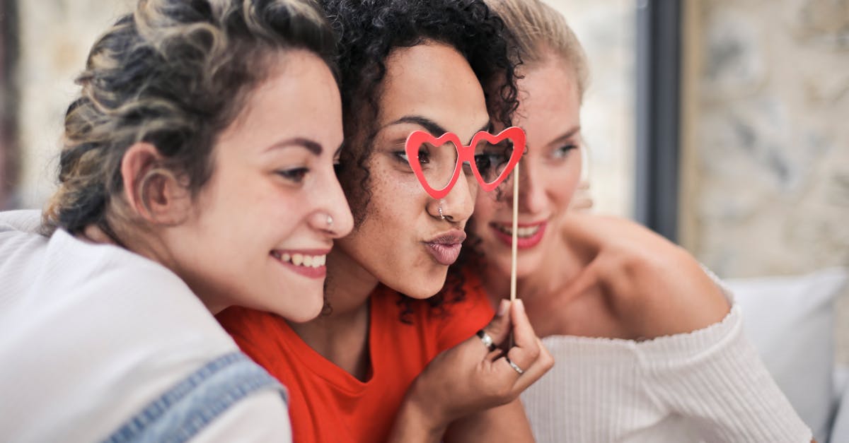 entdecken sie unsere vielfältige kollektion für frauen, die stil, komfort und qualität vereint. von modebewusster kleidung bis hin zu accessoires – finden sie die perfekten teile, die ihre persönlichkeit unterstreichen.