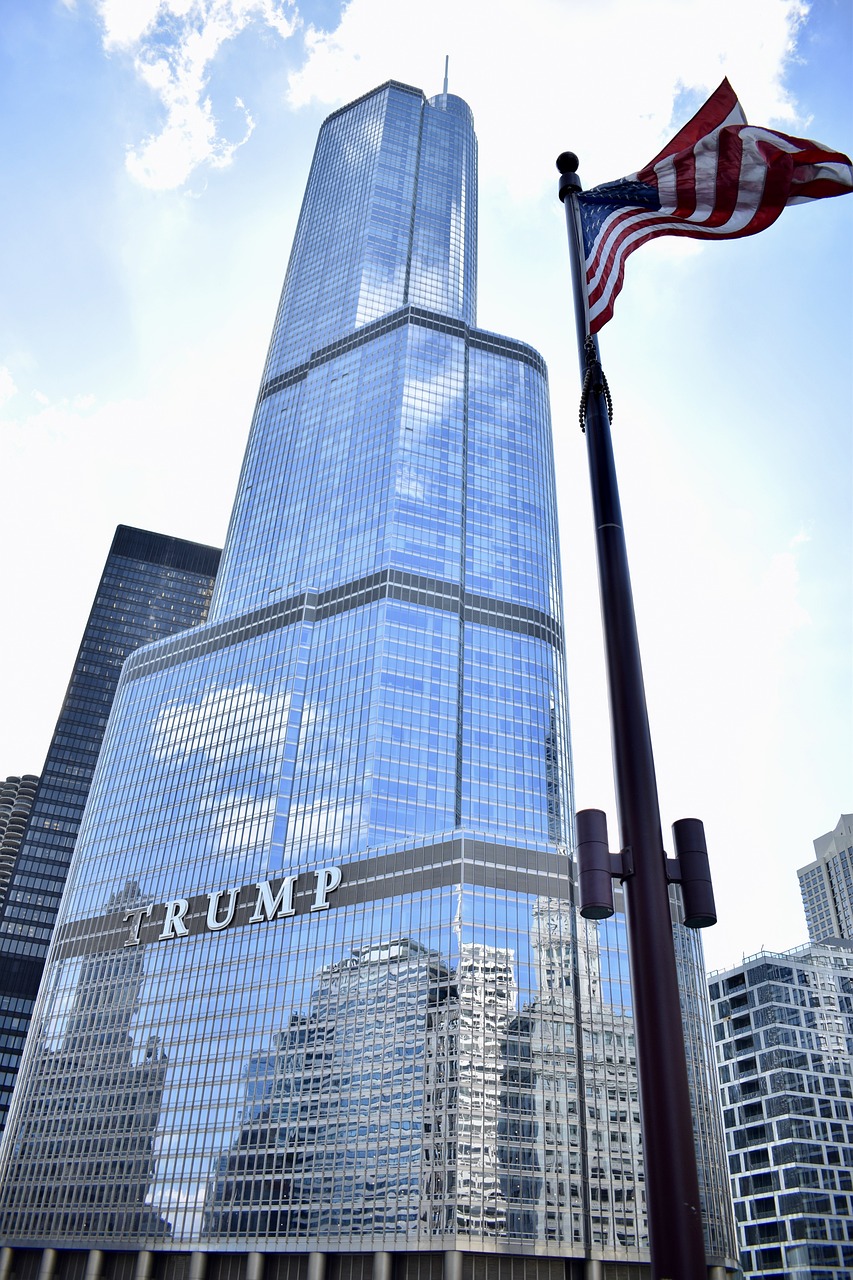 erfahren sie alles über donald trump, seine politischen strategien, kontroversen und seinen einfluss auf die weltbühne. entdecken sie die wichtigsten ereignisse und seine rolle in der amerikanischen politik.