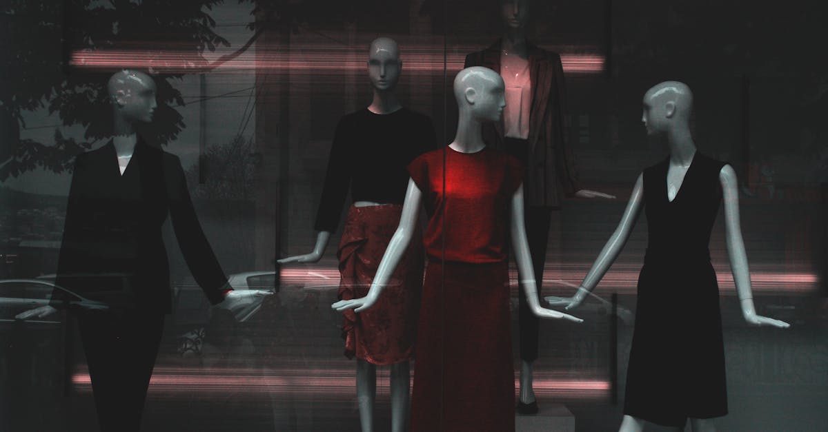 entdecken sie die neuesten modetrends und lassen sie sich von den aktuellen styles und looks inspirieren. von saisonalen kollektionen bis hin zu zeitlosen klassikern, finden sie die besten tipps, um ihren persönlichen stil zu unterstreichen.