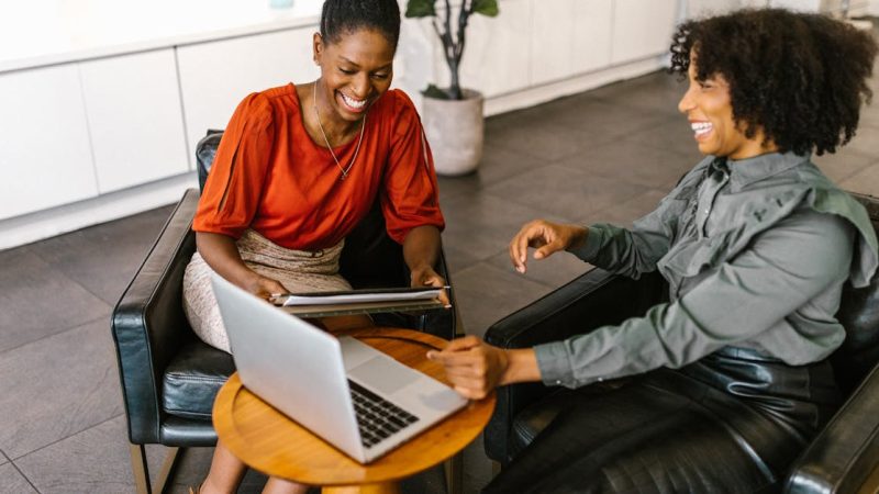 Frauen in Führungspositionen: Herausforderungen und Chancen für die Gleichstellung
