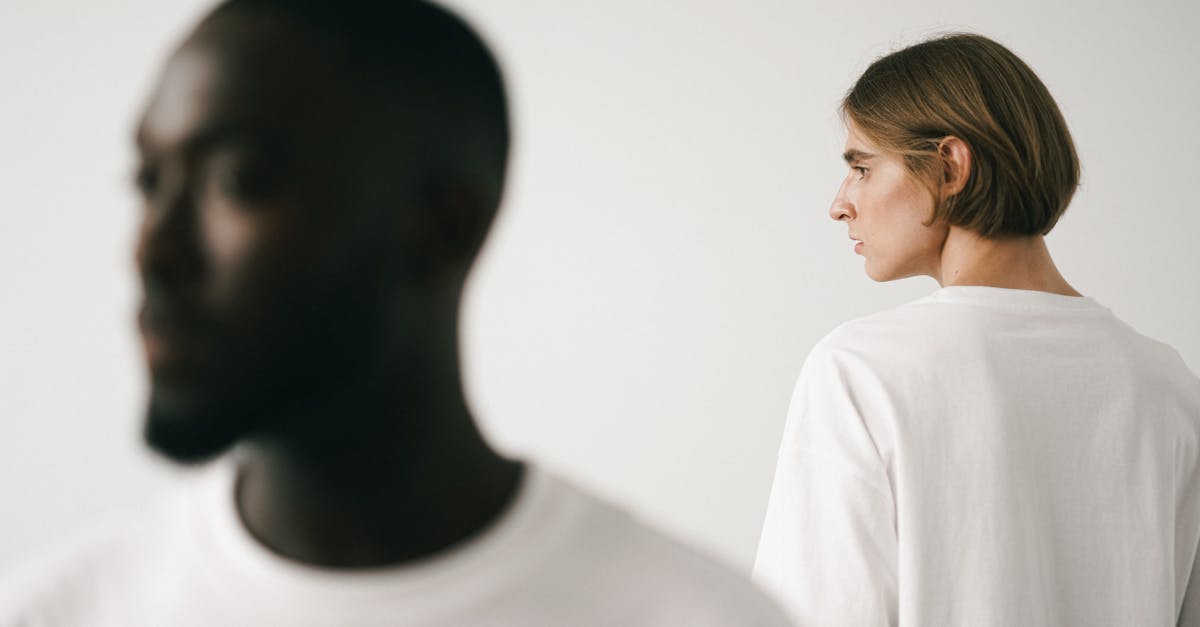 entdecken sie die neuesten fashion-trends: aktuelle mode, farben und styles für jede saison. lassen sie sich inspirieren und bleiben sie immer stilvoll gekleidet!