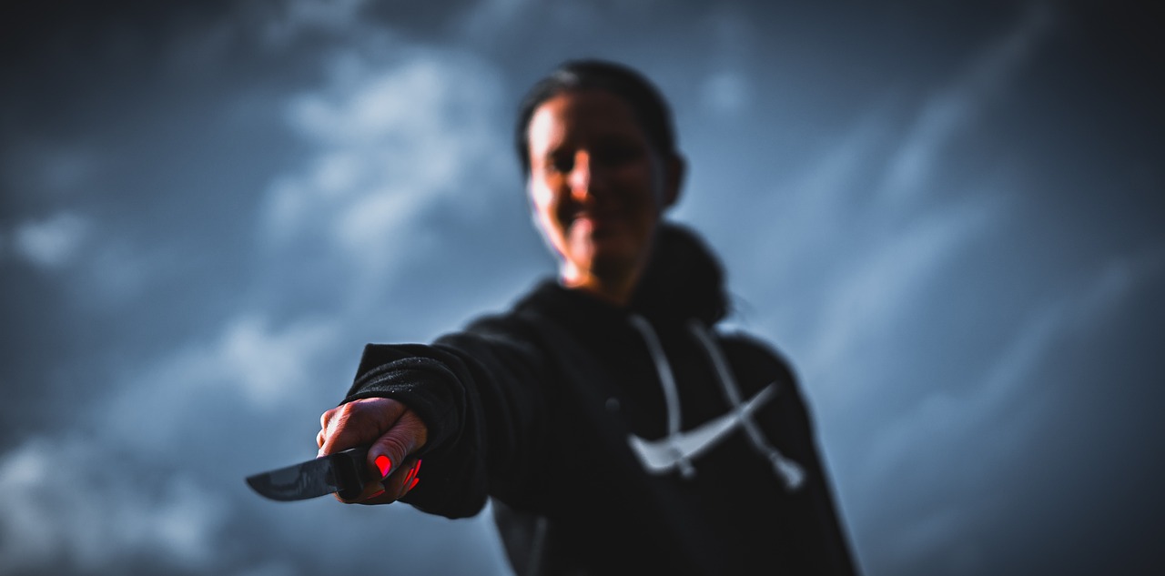 erfahren sie mehr &uuml;ber messerangriffe, ihre ursachen, auswirkungen und pr&auml;ventionsma&szlig;nahmen, um sich und andere besser zu sch&uuml;tzen.